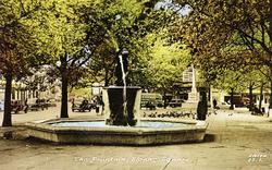 The Fountain c.1960, Sloane Square