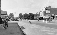 Slough, Farnham Road c1955