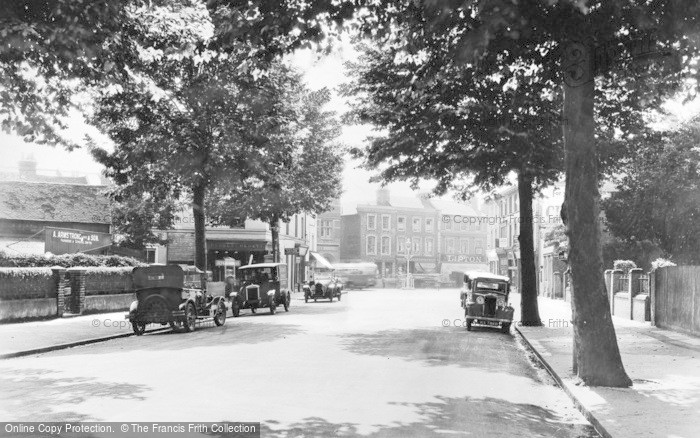 Photo of Slough, Mackenzie Street c.1925