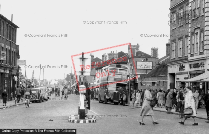 Photo of Slough, William Street c.1950