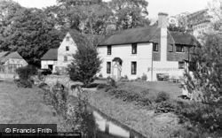 Woods Mill c.1960, Small Dole