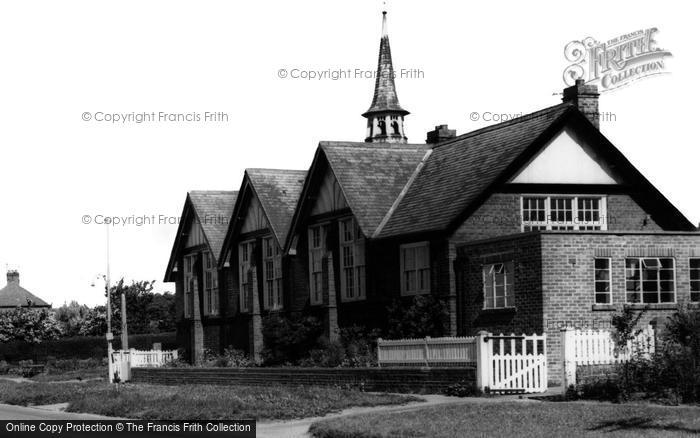 Photo of Snainton, School c.1960