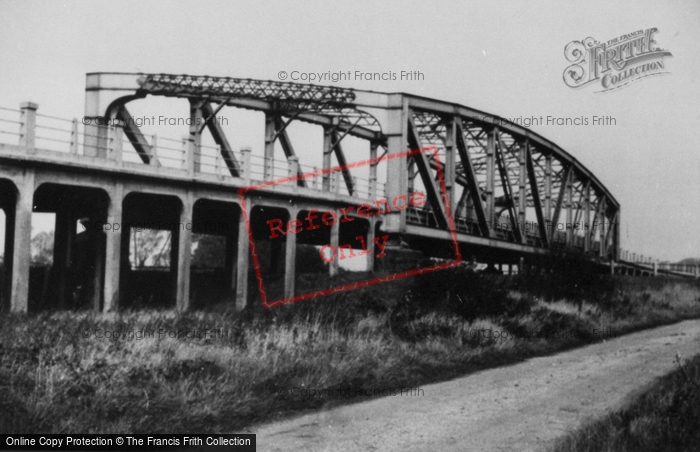 Photo of Snaith, Carlton Bridge c.1950