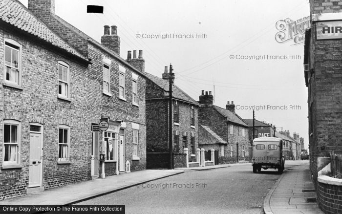 Photo of Snaith, George Street c.1960