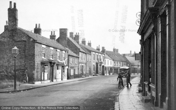 Photo of Snaith, Market Place c.1950