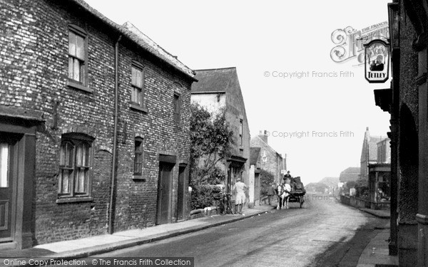 Photo of Snaith, Selby Road c1950