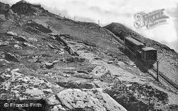 Nearing The Summit c.1895, Snowdon