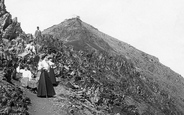 Women On The Saddle 1895, Snowdon