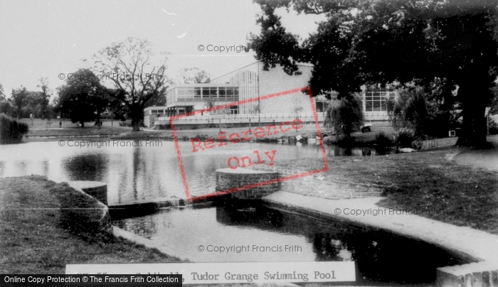Photo of Solihull, Tudor Grange Swimming Pool c.1965