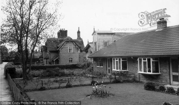 Photo of Somerleyton, The Village c.1960