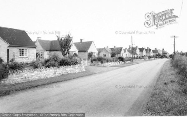 Photo of Somerton, Langport Road c.1960