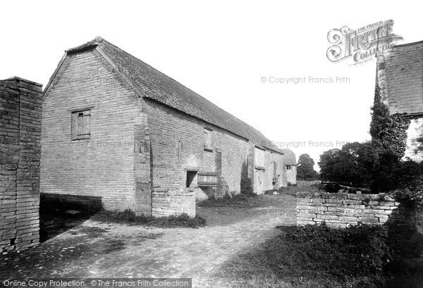 Photo of Somerton, Parsonage Farm Tythe Barn 1904