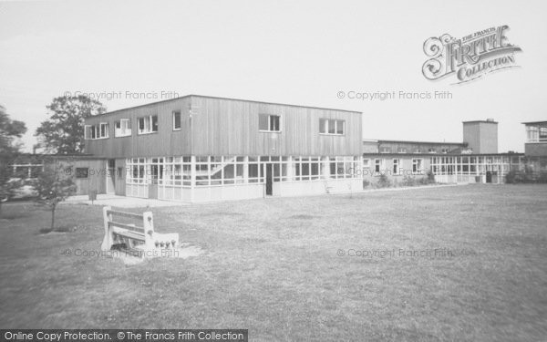 Photo of Sonning Common, Chiltern Edge Secondary School c.1960