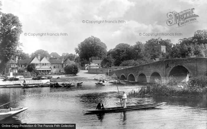 Photo of Sonning, The Bridge And The Hotel 1904