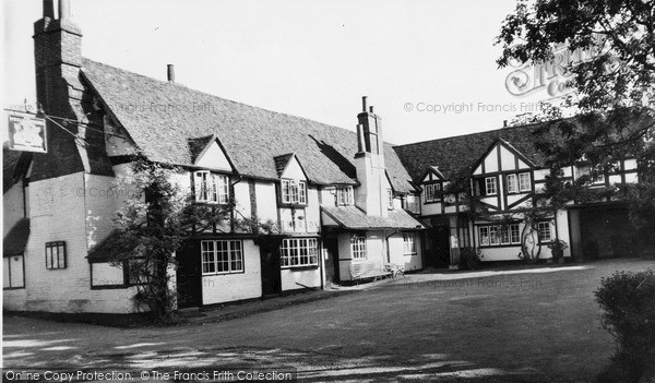 Photo of Sonning, The Bull Hotel c.1960