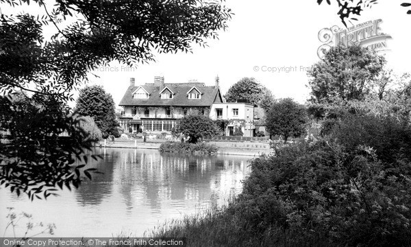 Photo of Sonning, The River Thames And The French Horn Hotel c.1960