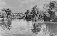 The White Hart Hotel And Bridge c.1960, Sonning