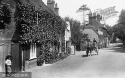 Village 1904, Sonning