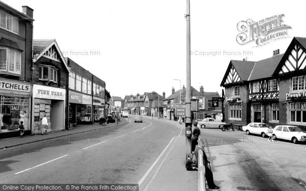 Photo of South Elmsall, Barnsley Road c.1970