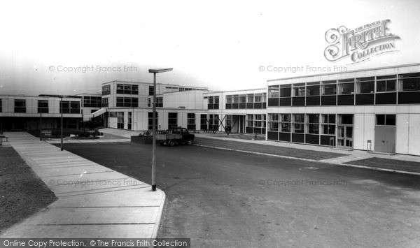Photo of South Elmsall, Minsthorpe High School c.1970