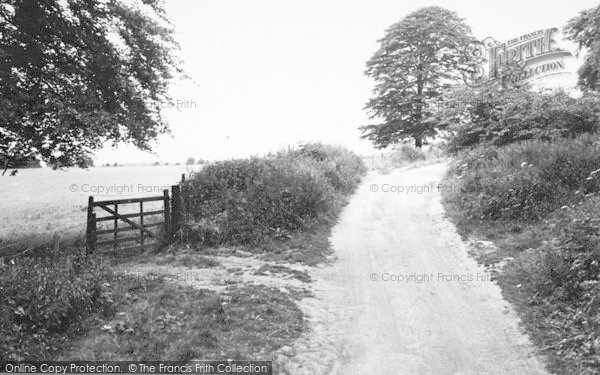 Photo of South Ferriby, Cliff Road c.1960