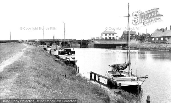 Photo of South Ferriby, River Ancholme And Lock c.1965