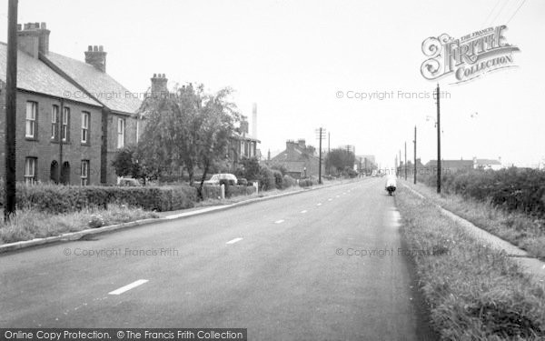 Photo of South Ferriby, Sluice Road c.1955