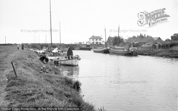 Photo of South Ferriby, The Lock c.1955