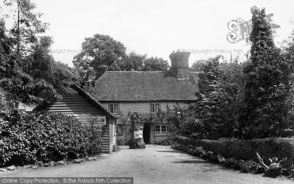Photo of South Godstone, The Fox And Hounds, Tilburstow Hill 1908