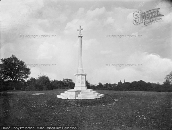 Photo of South Holmwood, Memorial 1921