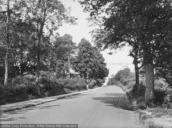 Photo of South Holmwood, School Hill 1924