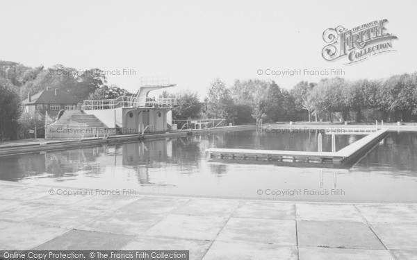 Photo of South Knighton, Kenwood Swimming Pool c.1965