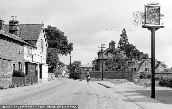 Photo of South Littleton, Main Street c.1960