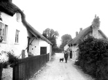 1927, South Milton