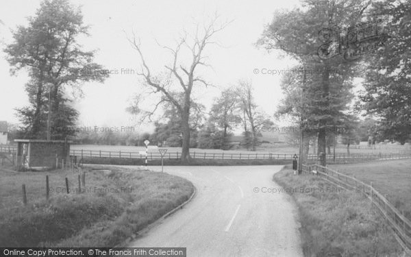 Photo of South Moreton, Cross Roads c.1965