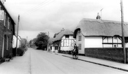 High Street c.1965, South Moreton