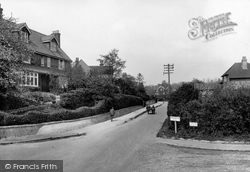 Holmesdale Road 1928, South Nutfield
