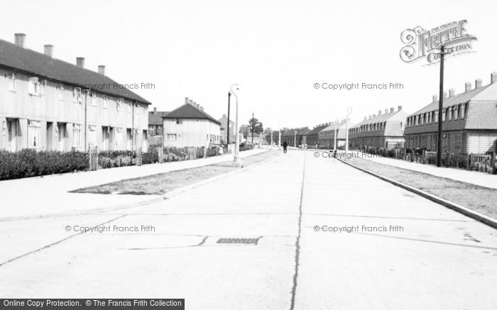 Photo of South Ockendon, Broxburn Drive c.1960