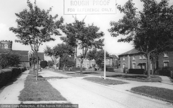 Photo of South Ockendon, Church Crescent c.1965