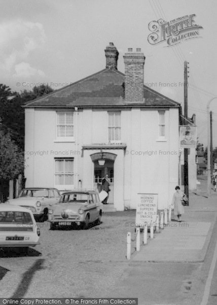 Photo of South Ockendon, King's Head c.1965