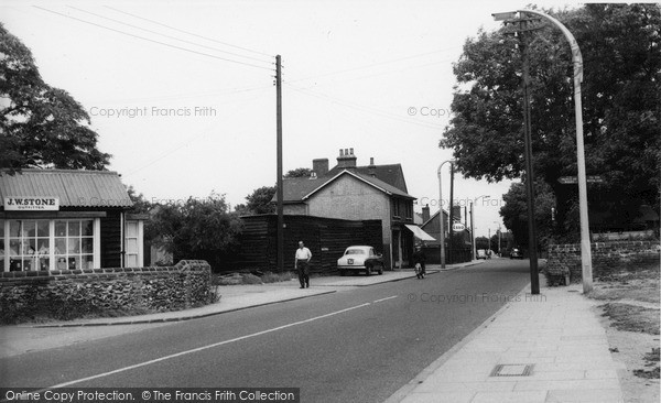 Photo of South Ockendon, North Road c.1960