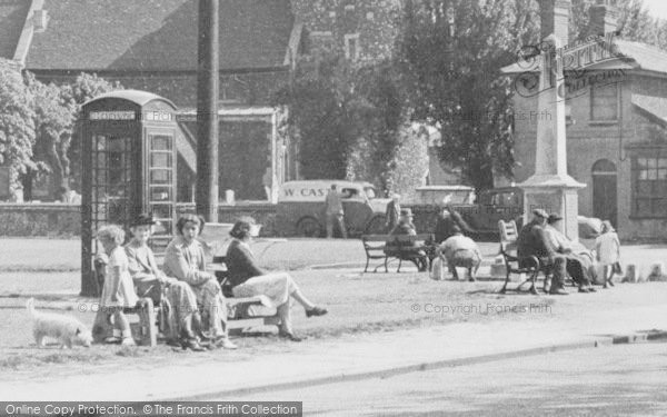 Photo of South Ockendon, People On The Green c.1955
