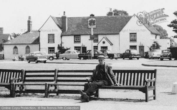 Photo of South Ockendon, Royal Oak c.1960