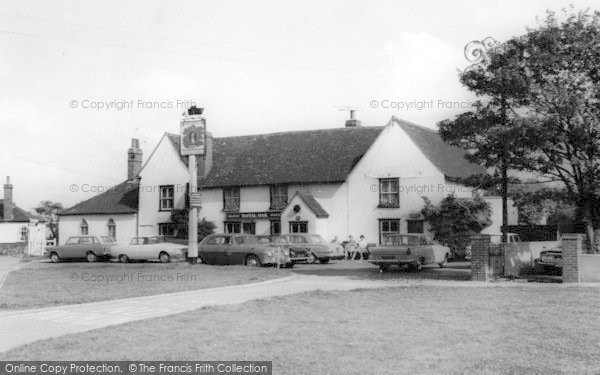Photo of South Ockendon, Royal Oak c.1965