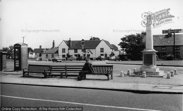 Photo of South Ockendon, The Memorial c.1960