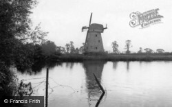 The Windmill c.1955, South Ockendon