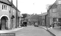 St James' Street c.1960, South Petherton