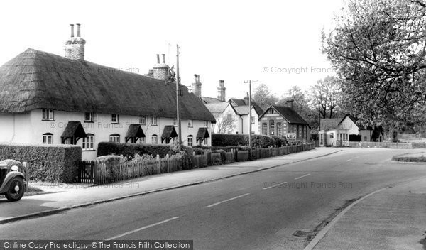 Photo of South Tidworth, Old Cottages c1962