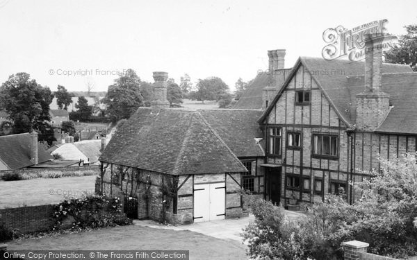 Photo of South Warnborough, The Village c.1960