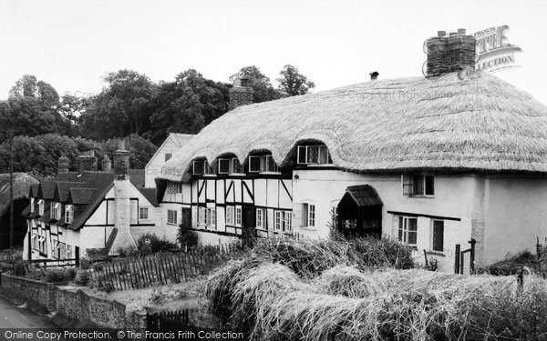 Photo of South Warnborough, The Village c.1960